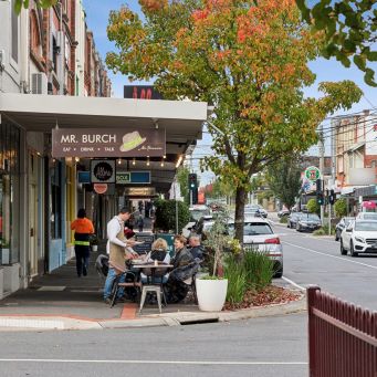 McKinnon Shops